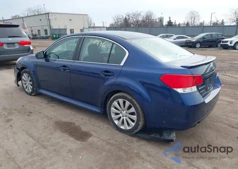 2010 Subaru Legacy 2.5I Limited z USA, uszkodzony, nr VIN 4S3BMCL60A3232094